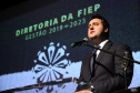 O governador Carlos Massa Ratinho Junior participou nesta segunda-feira (28), em Curitiba, da solenidade de posse da nova diretoria da Fiep, que será liderada pelo empresário Carlos Valter Martins Pedro nos próximos quatro anos. Ele substitui Edson Campagnolo no comando da federação. Foto: José Fernando Ogura/AEN