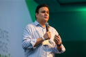 O controlador-geral do Estado, Raul Siqueira, reforçou nesta quinta-feira (31) o compromisso da atual administração estadual com a ética e a integridade, em sua palestra no evento Governo 5.0, em Foz do Iguaçu. Ele apresentou as ações da Controladoria-Geral do Estado no combate à corrupção, que envolvem as coordenadorias da CGE.  Foto: Geraldo Bubniak/AEN