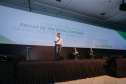 O controlador-geral do Estado, Raul Siqueira, reforçou nesta quinta-feira (31) o compromisso da atual administração estadual com a ética e a integridade, em sua palestra no evento Governo 5.0, em Foz do Iguaçu. Ele apresentou as ações da Controladoria-Geral do Estado no combate à corrupção, que envolvem as coordenadorias da CGE.Foto: Geraldo Bubniak/AEN