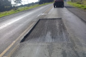 A PR-092, entre Jaguariaíva, passando por Arapoti, ambas no Centro-Oeste, até Wenceslau Braz, no Norte Pioneiro, passa por serviços de remendos e de microrrevestimento asfáltico.  Foto: Divulgação/DER