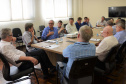 A Agência de Defesa Agropecuária do Paraná (Adapar) publicou nesta quarta-feira (6) nova norma que prorroga o prazo para a semeadura de soja no Estado. A portaria nº 342/2019, que estabelece o período de vazio sanitário e outras medidas para o controle da ferrugem asiática no Estado, substitui a nº 202/2017, que determinava 31 de dezembro como data limite para o plantio. A nova norma não define a data final para a semeadura. Foto: SEAB