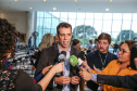 O governador Carlos Massa Ratinho Junior confirma nesta quarta-feira (06) recursos para compra de climatizadores, refrigeradores, conjuntos refeitórios, mesas, banquetas e utensílios para as escolas estaduais do Paraná. O investimento será feito por meio da Fundepar.  Na foto, Renato Feder , secretário da Educação e Esporte. Curitiba, 06/11/2019 - Foto: Geraldo Bubniak/AEN