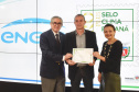 O Prêmio Selo Clima Paraná 2019 foi entregue nesta quinta-feira (07) a 36 empresas que, voluntariamente, decidiram medir, divulgar e reduzir as emissões de gases de efeito estufa, causadores do aquecimento global e das mudanças climáticas. O mais importante deles é o dióxido de carbono (CO2). Foto: Denis Ferreira Netto/AEN