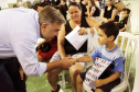 Em Guaratuba, no Litoral do Paraná, a feira de serviços Paraná Cidadão registrou quase 9 mil atendimentos. Foi o 20º evento realizado neste ano. “Oferecemos diversos serviços gratuitos de inclusão e cidadania para quem mais precisa”, disse o secretário da Justiça, Família e Trabalho do Governo do Paraná, Ney Leprevost, que participou do evento, realizado no Ginásio Ilda Silvano, no bairro Piçarras. Foto: Divulgação/SEJUF