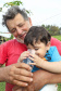Sanepar instala água tratada na comunidade ruaral Alto do Divino, 11km da sede do município de Campo Morão. N/F: João Ferreira Lopes e seu filho, agradecendo a chegada da água tratada.Campo Mourão, 08-11-19.Foto: Arnaldo Alves / AEN.