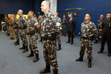 O Batalhão de Operações Especiais comemorou nesta segunda-feira (11) nove anos em solenidade em Curitiba. Para marcar a data foram entregues comandas, medalhas e certificados. O comandante-geral da Polícia Militar do Paraná, Péricles da Matos, falou sobre a trajetória da unidade desde que foi criada, passando pelo surgimento das operações especiais na PM, há quase 50 anos, através do Comando de Operações Especiais (COE). Foto:PMPR