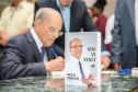 Lançamento de Livro e homenagem de universidades estaduais ao ex-governador Paulo Pimentel, no Salão Nobre do Palácio Iguaçu em Curitiba.   11/11/2019  -  Foto: Geraldo Bubniak/AEN