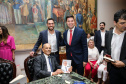 Lançamento de Livro e homenagem de universidades estaduais ao ex-governador Paulo Pimentel, no Salão Nobre do Palácio Iguaçu em Curitiba.   11/11/2019  -  Foto: Geraldo Bubniak/AEN