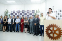 Pato Branco, no Sudoeste do Estado, ganhou uma nova sede da Delegacia da Mulher. O governador Carlos Massa Ratinho Junior inaugurou nesta terça-feira (12) o prédio em que a divisão especializada da Polícia Civil passa a funcionar. O espaço de 380 metros quadrados era utilizado pelo Fórum da cidade e foi repassado para a Secretaria de Estado da Segurança Pública.