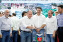 O governador Carlos Massa Ratinho Junior assinou nesta quarta-feira (13), em Pato Branco, no Sudoeste do Paraná, a liberação de R$ 54 milhões para municípios da região. O encontro com os prefeitos fez parte da agenda de transferência da sede do Executivo Estadual para o município.