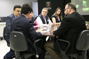 A Secretaria do Planejamento e Projetos Estruturantes do Paraná iniciou mais uma etapa da implementação do Programa de Integridade e Compliance, coordenado pela Controladoria-Geral do Estado. Depois da fase de entrevistas com servidores, a secretaria é a primeira a receber o Plano de Integridade, que reúne sugestões para reduzir riscos de desvios de conduta ou de 