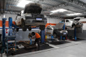 Cerca de 90% da frota de veículos oficiais do Estado está em circulação e com a manutenção em dia. Em quase três meses – entre 1º de agosto e 20 de outubro – foram reparados 8.431 veículos a um custo médio de R$ 833 por conserto. No mesmo período do ano anterior, foram reparados 5.396 veículos, a um valor médio de R$ 1.136 por conserto. O custo médio por reparo caiu 26,6%.Curitiba, 18/11/2019 - Foto: Ari Dias/AEN