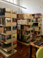 A Biblioteca Pública do Paraná (BPP) reformulou a sala da Seção Braille, tornando-a mais acessível para o público em geral. O local destinado aos livros aumentou, facilitando a circulação dos usuários. Foto: Divulgação/BPP