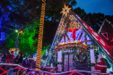 Festas de Natal já iluminam muitas cidades do Paraná. Pato Branco. Foto: Rodinei Santos/Prefeitura de Pato Branco