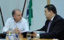 A Coordenadoria de Integridade e Compliance, da Controladoria-Geral do Estado, entregou, nesta segunda-feira (18), o Plano de Integridade da Secretaria do Desenvolvimento Urbano e de Obras Públicas. O documento contém o mapeamento das atividades ou processos que podem apresentar riscos e vulnerabilidades ao trabalho íntegro e eficiente e foi recebido pelo secretário João Carlos Ortega. Foto:Divulgação/SEDU