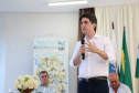 Mais de 120 lideranças de 28 municípios da região do Vale do Ivaí participaram do Fórum Regional de Secretários Municipais do Planejamento, realizado no município de Faxinal, quinta-feira (21).
 O secretário de Estado do Planejamento e Projetos Estruturantes, Valdemar Bernardo Jorge, entregou aos prefeitos do Vale do Ivaí o projeto de sinalização da Rota Cicloturística Vale da Aventura. Foto: Divulgação/SEPL
