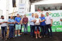Pequenos produtores das localidades de Água da Mula, Ruvina, Três Corações e Ribeirão do Meio, no município de Ribeirão Claro, no Norte Pioneiro, receberam neste sábado (23) documentos para regularizar suas propriedades.

Eles fazem parte do processo de regularização feito pelo Instituto de Terras, Cartografia e Geologia do Paraná (ITCG). A entrega aconteceu durante a cerimônia de lançamento da etapa Angra Doce dos Jogos de Aventura e Natureza.Foto: Arnaldo Alves / AEN.