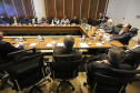 O vice-governador Darci Piana recebe o governador de Benue,  Ortom Samuel Ioraer. Presentes: Orbunde Terwase cefe da Casa Civi; Ijir Timothy Aondona secretário de Agricultura e Recursos Naturais; Oyiwona Godwin Emmanuel Secretário de Ciência, Tecnologia e Energia; Akase Terver, Secretário Chefe de Imprensa; Kwaghngu Abrahams, Assessor Especial de  Tarefas; Ubwa Paul Oorkuma, presidente da Câmara do Comércio do Estado de Benue.Curitiba, 27-11-19.Foto: Arnaldo Alves / AEN.