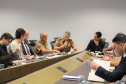 Forças policiais atuantes do projeto Em Frente Brasil, implantado em agosto deste ano no município de São José dos Pinhais, Região Metropolitana de Curitiba, participaram na manhã desta quarta-feira (27) de uma videoconferência com o ministro da Justiça e Segurança Pública, Sério Moro. A reunião ocorreu na sede da Secretaria da Segurança Pública, no bairro Centro Cívico, em Curitiba, e contou com a presença do secretário Romulo Marinho Soares. Foto: SESP
