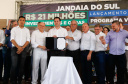 O município de Jandaia do Sul, no Vale do Ivaí, receberá uma série de ações do Governo do Estado nas áreas da saúde, segurança, saneamento, esporte, desenvolvimento urbano e para a sinalização de trânsito. Os investimentos somam R$ 21 milhões e foram confirmados pelo governador Carlos Massa Ratinho Junior nesta quinta-feira (28), em evento no município.