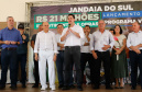 O município de Jandaia do Sul, no Vale do Ivaí, receberá uma série de ações do Governo do Estado nas áreas da saúde, segurança, saneamento, esporte, desenvolvimento urbano e para a sinalização de trânsito. Os investimentos somam R$ 21 milhões e foram confirmados pelo governador Carlos Massa Ratinho Junior nesta quinta-feira (28), em evento no município.