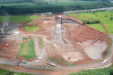 O canteiro de obras da Pequena Central Hidrelétrica (PCH) Bela Vista está movimentado. Cerca de 300 pessoas já trabalham no empreendimento que está sendo construído no Rio Chopim, entre os municípios de Verê e São João, no Sudoeste do Estado. Foto: Copel