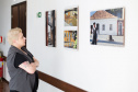 O olhar sensível de Alessandra Rocio de Andrade, aluna da APAE e estagiária de Educação Especial no Centro Juvenil de Artes (CJA) e no Museu Casa Alfredo Andersen (MCAA) de 2014 a 2019, deu origem à exposição fotográfica que leva seu nome. A mostra reúne imagens capturadas por Alessandra no primeiro semestre deste ano, quando participou da Oficina de Fotografia ministrada pelo fotógrafo Aurélio Peluso. 