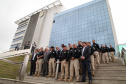 Foram entregues à Polícia Rodoviária Federal (PRF) 26 viaturas blindadas. O vice-governador Darci Piana fez a entrega dos veículos, que foram adquiridos por convênio entre o Governo do Estado, através do Departamento de Estradas de Rodagem (DER), e a superintendência estadual da PRF. Os recursos são dos contratos de concessão das rodovias, para aparelhamento das forças policiais do Estado. Foto: Ari Dias/AEN