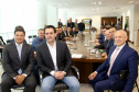 O governador Carlos Massa Ratinho Junior conheceu nesta segunda-feira (09) o projeto de construção do Aeroporto Regional do Sudoeste. Prefeitos, empresários e representantes da região apresentaram, em reunião no Palácio Iguaçu, detalhes do terminal que seria erguido em Renascença.Foto:Jaelson Lucas / AEN