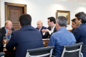 O governador Carlos Massa Ratinho Junior conheceu nesta segunda-feira (09) o projeto de construção do Aeroporto Regional do Sudoeste. Prefeitos, empresários e representantes da região apresentaram, em reunião no Palácio Iguaçu, detalhes do terminal que seria erguido em Renascença.Foto:Jaelson Lucas / AEN