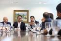 O governador Carlos Massa Ratinho Junior conheceu nesta segunda-feira (09) o projeto de construção do Aeroporto Regional do Sudoeste. Prefeitos, empresários e representantes da região apresentaram, em reunião no Palácio Iguaçu, detalhes do terminal que seria erguido em Renascença.Foto:Jaelson Lucas / AEN