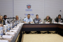 O Paraná prepara para a próxima semana o lançamento de uma força-tarefa de combate à dengue em todo o Estado. As ações foram definidas nesta quinta-feira (12) em reunião no Palácio Iguaçu entre o chefe da Casa Civil, Guto Silva, e os demais integrantes do secretariado, autarquias e empresas públicas estaduais. Está previsto a criação de um grupo permanente contra a proliferação da doença..Foto Gilson Abreu/AEN