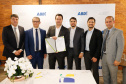 O governador Carlos Massa Ratinho Junior e o presidente da Agência Brasileira de Desenvolvimento Industrial (ABDI), Igor Calvet, assinaram nesta quarta-feira (12) um acordo de cooperação técnica para implantar no Paraná um sistema de compartilhamento de veículos elétricos para uso de servidores públicos.  -  Brasília, 12/02/2020  -  Foto: Rodrigo Félix Leal/AEN