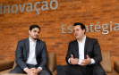 O governador Carlos Massa Ratinho Junior e o presidente da Agência Brasileira de Desenvolvimento Industrial (ABDI), Igor Calvet, assinaram nesta quarta-feira (12) um acordo de cooperação técnica para implantar no Paraná um sistema de compartilhamento de veículos elétricos para uso de servidores públicos.  -  Brasília, 12/02/2020  -  Foto: Rodrigo Félix Leal/AEN