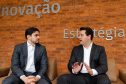 O governador Carlos Massa Ratinho Junior e o presidente da Agência Brasileira de Desenvolvimento Industrial (ABDI), Igor Calvet, assinaram nesta quarta-feira (12) um acordo de cooperação técnica para implantar no Paraná um sistema de compartilhamento de veículos elétricos para uso de servidores públicos.  -  Brasília, 12/02/2020  -  Foto: Rodrigo Félix Leal/AEN