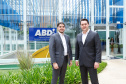 O governador Carlos Massa Ratinho Junior e o presidente da Agência Brasileira de Desenvolvimento Industrial (ABDI), Igor Calvet, assinaram nesta quarta-feira (12) um acordo de cooperação técnica para implantar no Paraná um sistema de compartilhamento de veículos elétricos para uso de servidores públicos.  -  Brasília, 12/02/2020  -  Foto: Rodrigo Félix Leal/AEN
