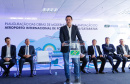 O governador Carlos Massa Ratinho Junior participa junto com o ministro da Infraestrutura, Tarcísio Freitas; com o diretor-geral brasileiro da Itaipu Binacional, Joaquim Silva e Luna; e o presidente da Infraero, Hélio Paes de Barros Júnior, da solenidade autorização o início das obras de ampliação da pista de pouso do Aeroporto Internacional de Foz do Iguaçu. - Foz do Iguaçu, 28/02/2020 - Foto: Rodrigo Félix Leal/AEN