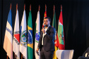Discurso do vice governador do Rio de Janeiro, Cláudio Castro. Governadores de sete estados participam neste sábado (29), em Foz do Iguaçu, do sexto encontro do Consórcio de Integração Sul e Sudeste (Cosud). O encontro acontece no Hotel Wish.   29/02/2020 -  Foto: Geraldo Bubniak/AEN