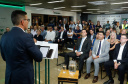O Grupo Heineken confirmou novos investimentos no Paraná. Em cerimônia com o governador Carlos Massa Ratinho Junior, nesta quarta-feira (11), na unidade da indústria, em Ponta Grossa, a cervejaria anunciou que vai destinar R$ 865 milhões até 2021 para a ampliação da produção da planta, concentrada em rótulos como Heineken e Amstel. Serão 600 novos empregos entre diretos e indiretos.