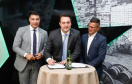 O Grupo Heineken confirmou novos investimentos no Paraná. Em cerimônia com o governador Carlos Massa Ratinho Junior, nesta quarta-feira (11), na unidade da indústria, em Ponta Grossa, a cervejaria anunciou que vai destinar R$ 865 milhões até 2021 para a ampliação da produção da planta, concentrada em rótulos como Heineken e Amstel. Serão 600 novos empregos entre diretos e indiretos.