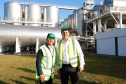 O Grupo Heineken confirmou novos investimentos no Paraná. Em cerimônia com o governador Carlos Massa Ratinho Junior, nesta quarta-feira (11), na unidade da indústria, em Ponta Grossa, a cervejaria anunciou que vai destinar R$ 865 milhões até 2021 para a ampliação da produção da planta, concentrada em rótulos como Heineken e Amstel. Serão 600 novos empregos entre diretos e indiretos.