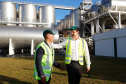 O Grupo Heineken confirmou novos investimentos no Paraná. Em cerimônia com o governador Carlos Massa Ratinho Junior, nesta quarta-feira (11), na unidade da indústria, em Ponta Grossa, a cervejaria anunciou que vai destinar R$ 865 milhões até 2021 para a ampliação da produção da planta, concentrada em rótulos como Heineken e Amstel. Serão 600 novos empregos entre diretos e indiretos.