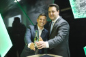 O Grupo Heineken confirmou novos investimentos no Paraná. Em cerimônia com o governador Carlos Massa Ratinho Junior, nesta quarta-feira (11), na sede da indústria, em Ponta Grossa, a cervejaria anunciou que vai destinar R$ 865 milhões até 2021 para a ampliação da produção da planta, concentrada em rótulos como Heineken e Amstel. Serão 600 novos empregos entre diretos e indiretos. O empreendimento tem o apoio do Governo do Estado por meio do Programa Paraná Competitivo.