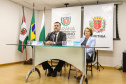 O secretário de Estado da Saúde, Beto Preto, e a secretária municipal de Saúde de Curitiba, Márcia Huçulak, apresentam em entrevista coletiva os números e informações sobre os casos em investigação do coronavírus (Covid-19), nesta quinta-feira (12) na Secretaria de Estado da Saúde.  12/03/2020  -  Foto: Geraldo Bubniak/AEN