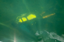 A paisagem do rio Paraná é cinematográfica. Os quilômetros que separam uma margem da outra são uma imensidão de tons de verde, mesclando na água as cores das árvores que povoam as centenas de ilhas locais. De perto, o verde da água se torna transparente, cristalino, despertando a curiosidade para as profundezas do segundo maior rio da América do Sul. Foto: Ari Dias/AEN