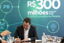 Projetos prioritários para o desenvolvimento do Estado contarão com recursos de R$ 300 milhões do Banco Regional de Desenvolvimento Econômico do Extremo Sul (BRDE). O governador Carlos Massa Ratinho Junior e o diretor de Operações da agência paranaense do BRDE, Wilson Bley Lipski, lançaram nesta terça-feira (17) o Promove Sul, um fundo rotativo permanente para o apoio de projetos em diversas áreas.