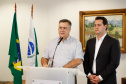 O governador Carlos Massa Ratinho Junior assinou nesta quarta-feira (18) quatro novos decretos relacionados ao enfrentamento do novo coronavírus no Estado