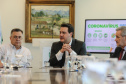 O Governador Carlos Massa Ratinho Junior recebe nesta quinta-feira (19),  representantes do Tribunal de Contas, Ministério Publico, Assembléia Legislativa e secretários de Estado para reunião de efeitos da Pandemia no Estado,  Curitiba, 19/03/2020 - Foto: Geraldo Bubniak/AEN