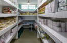 Alimentos da merenda serão distribuídos aos beneficiários do Bolsa Família.Foto Gilson Abreu/AEN