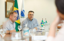 O Governo do Estado está alinhando com as emissoras e meios de comunicação do Paraná a divulgação das notícias sobre o novo coronavírus. O governador Carlos Massa Ratinho Junior recebeu nesta sexta-feira (20) chefes de reportagem e proprietários de veículos para alinhar as informações e destacar a colaboração da imprensa no papel de manter a população bem informada sobre a evolução e as medidas de contenção do Covid-19.